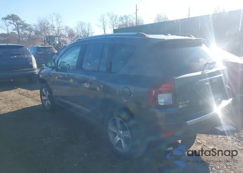 2016 Jeep Compass High Altitude Edition z USA, uszkodzony, nr VIN 1C4NJDEB8GD773287